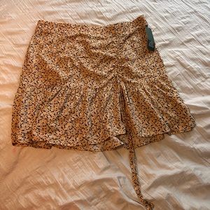 Cute cinched floral skirt